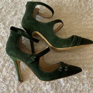 NWOT Charles 7.5 heels